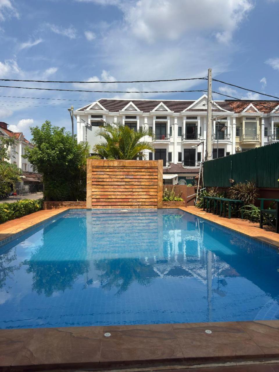 Shining Angkor Boutique Hotel Siem Reap Exteriör bild
