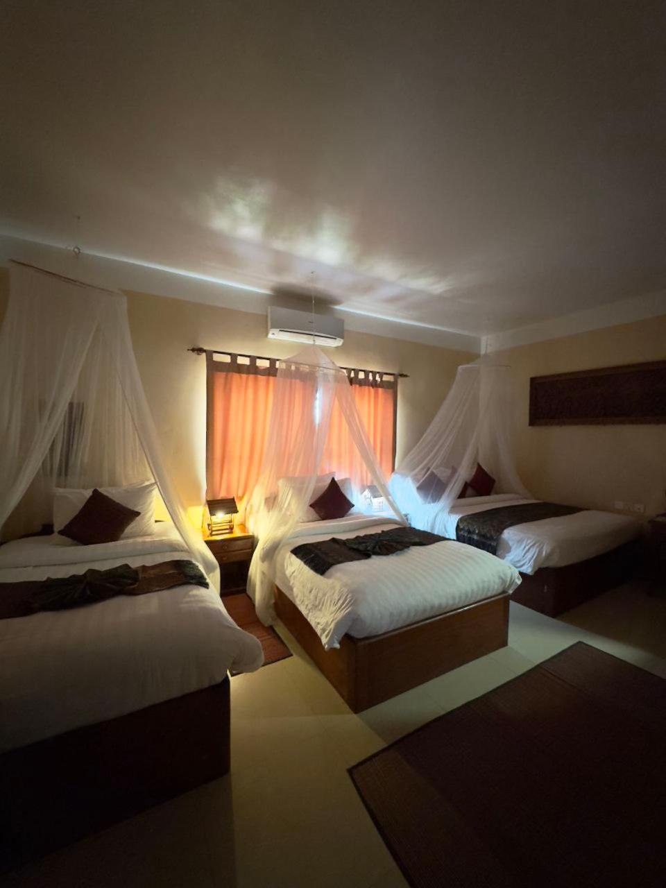 Shining Angkor Boutique Hotel Siem Reap Exteriör bild